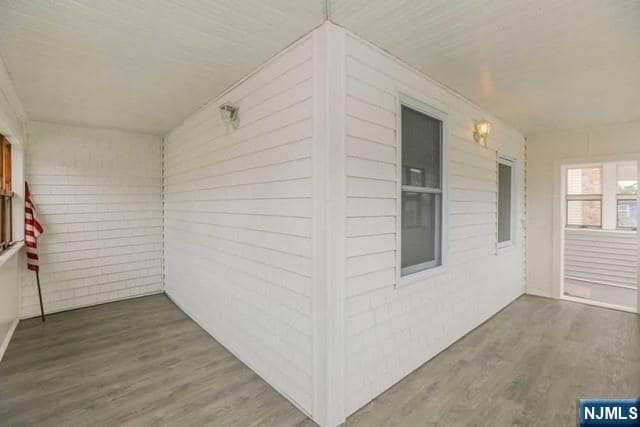 Building Photo - 24 Henry Pl