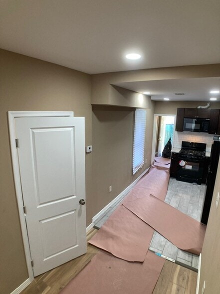 Building Photo - 4523 Parrish St