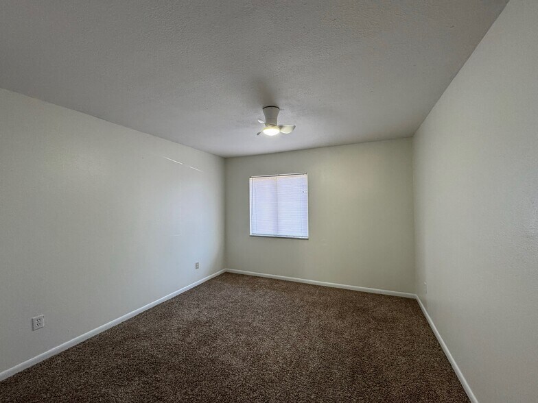 Bedroom 2 - 568 Bahia Cir