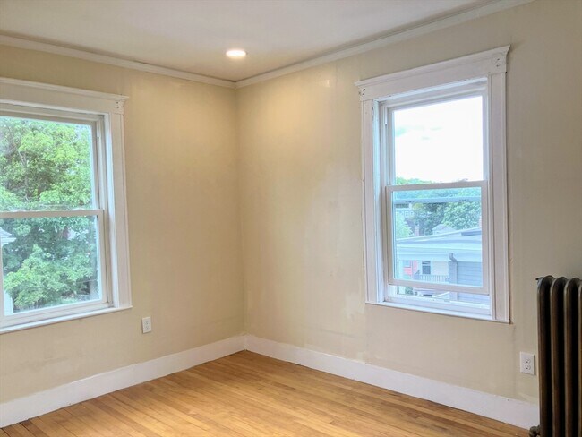 Building Photo - 351 S Huntington Ave