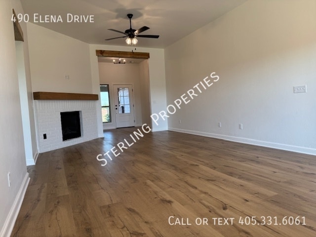 Building Photo - 490 Elena Dr