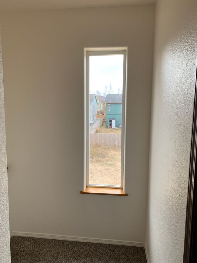 Building Photo - 3 Bdrm, 1 & 1/2 Ba | Muldoon & Tudor area | AVAILABLE NOW!!