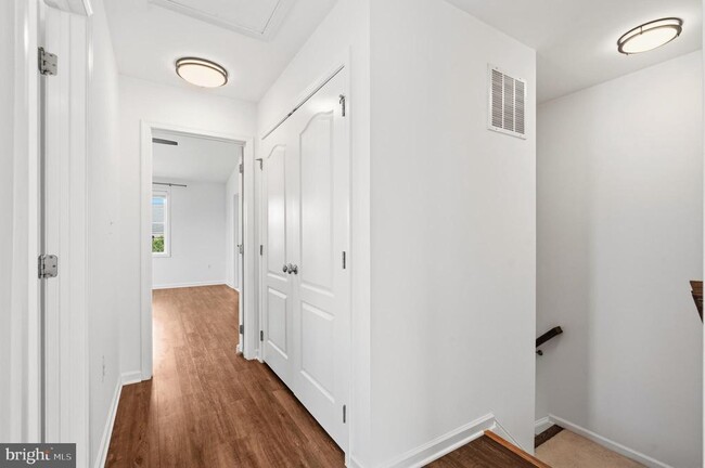 Building Photo - 23167 Flora Mure Dr
