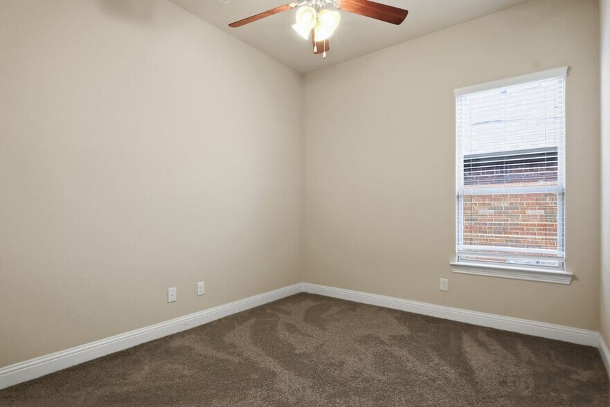 Building Photo - 3709 Tunstall Dr
