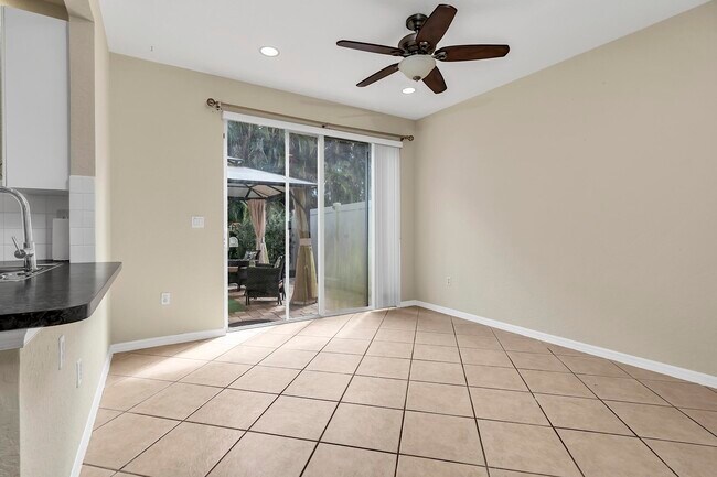 Building Photo - 228 Lake Monterey Cir