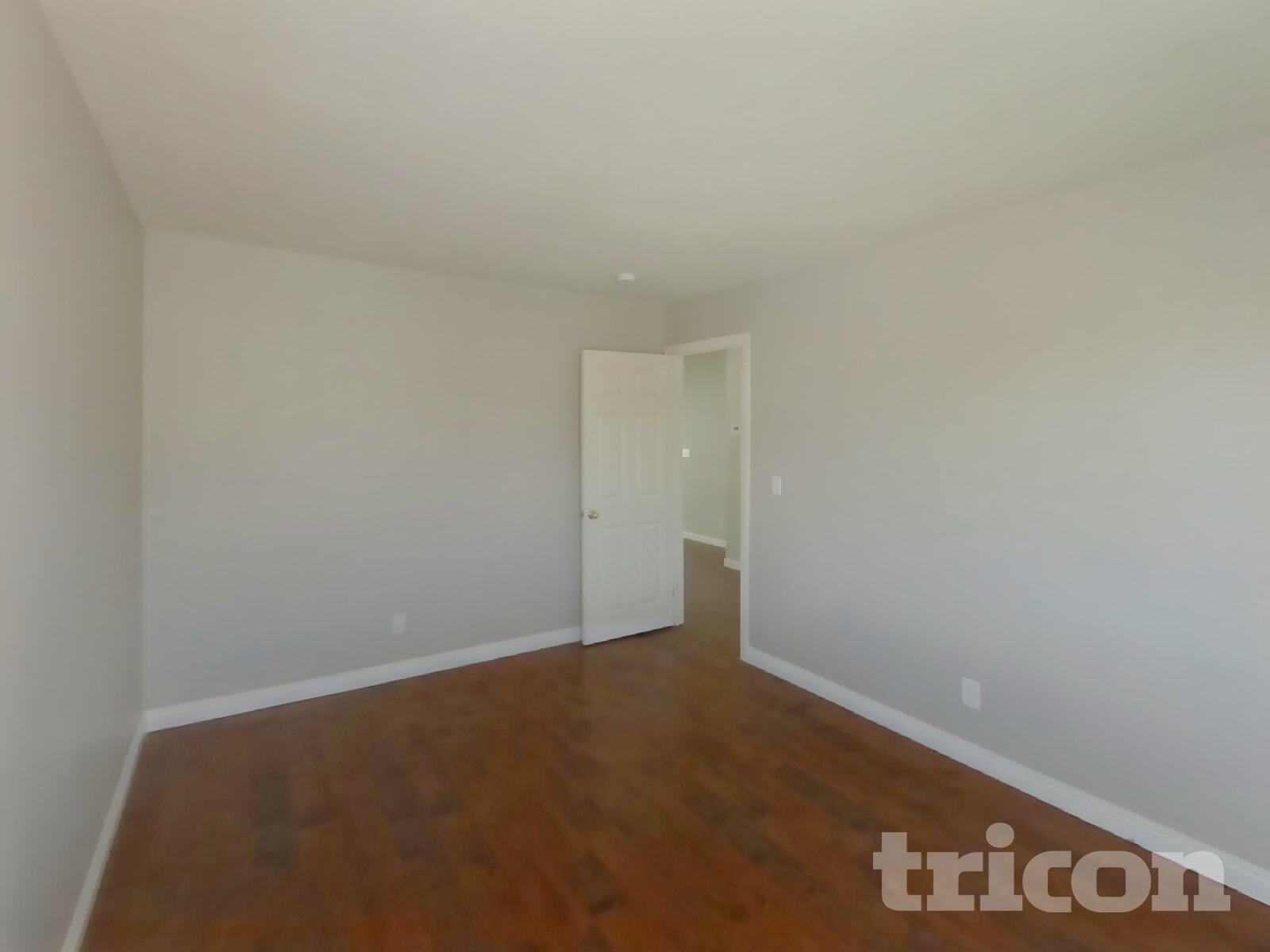 Building Photo - 717 Horse Stable Ave