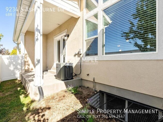 Building Photo - 9234 Ashbourne Dr