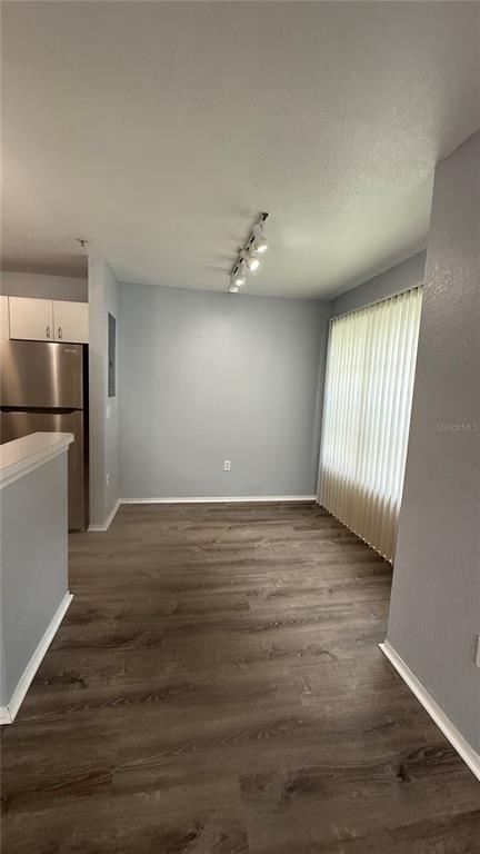 Building Photo - 850 S Tamiami Trl