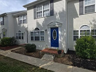 Building Photo - 134 Amanda Ln