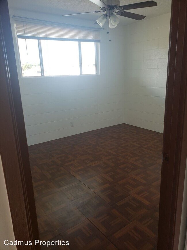 Building Photo - 2 br, 1 bath House - KUNIA PALMS 94-011 WA...