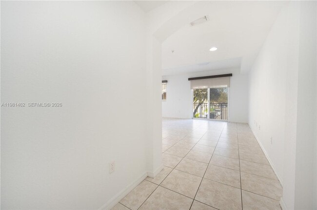 Building Photo - 10885 NW 89th Terrace