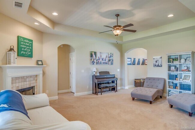 Building Photo - 9208 Springwood Ct