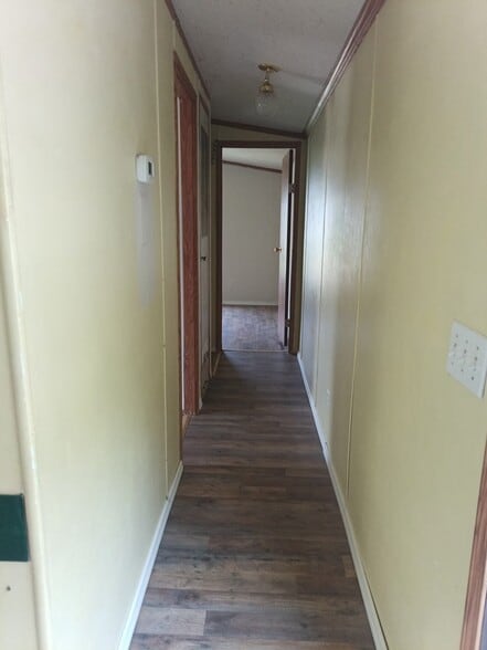 Building Photo - 11 Jacob Ln