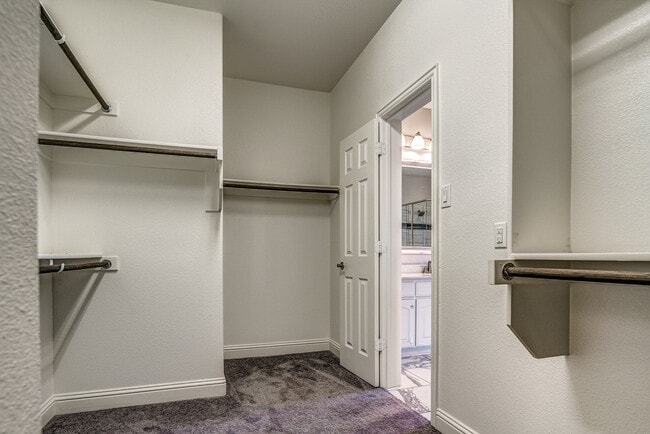 Building Photo - 14015 Steadman Dr