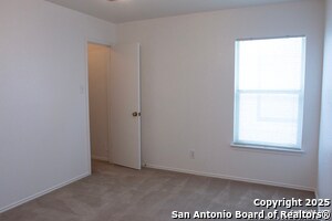 Building Photo - 46 Viking Oak