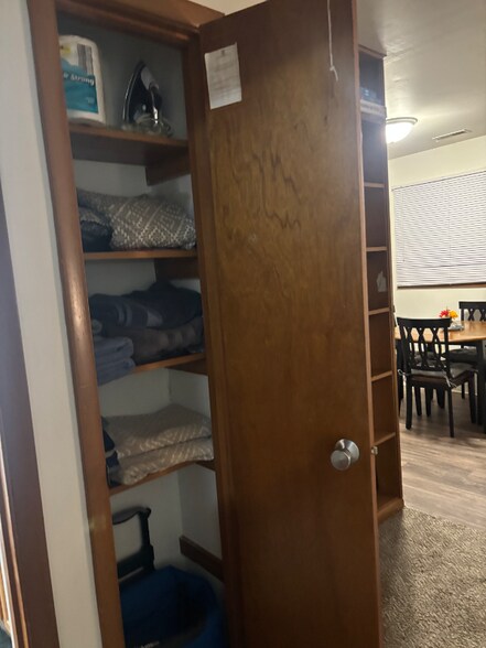 Building Photo - 800 N Smith Rd