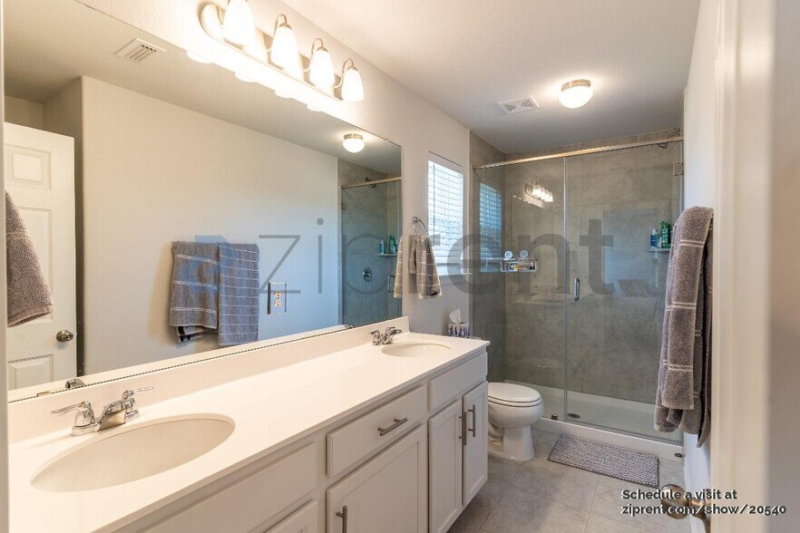 Building Photo - 9617 Dawn Pearl Dr