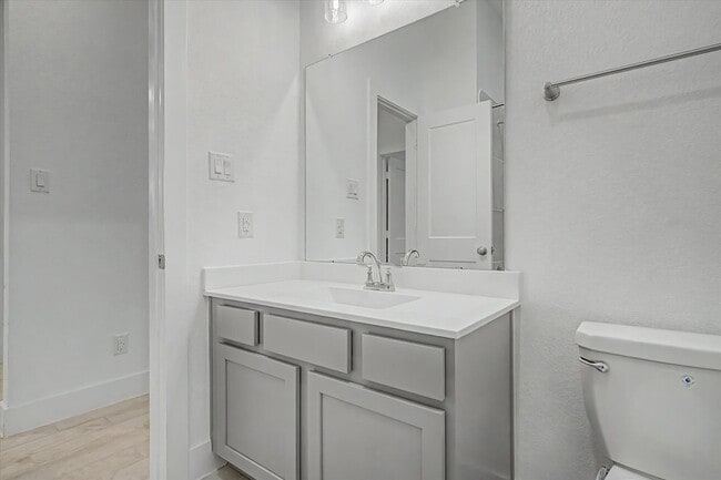 Building Photo - 21138 Garden Palm Dr