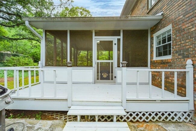 Building Photo - 435 Stonebridge Dr