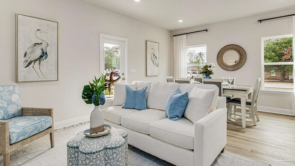 Building Photo - 1308 Leeway Dr