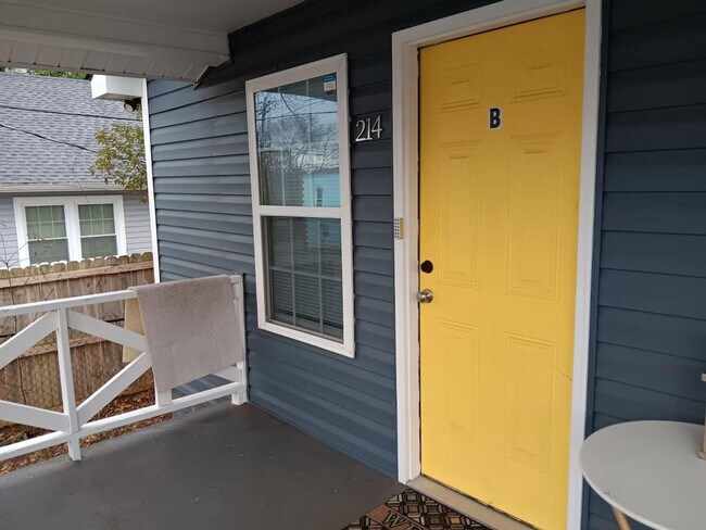 Building Photo - 214 McGarity St