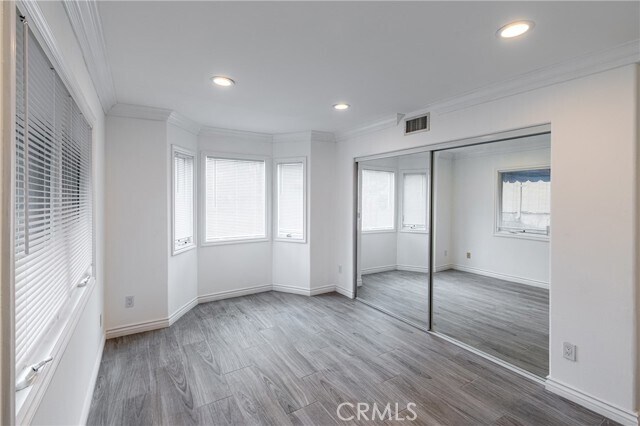 Building Photo - 1906 New York Dr