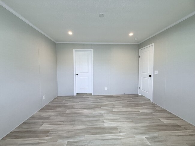 Building Photo - 29811 W Essex Ct