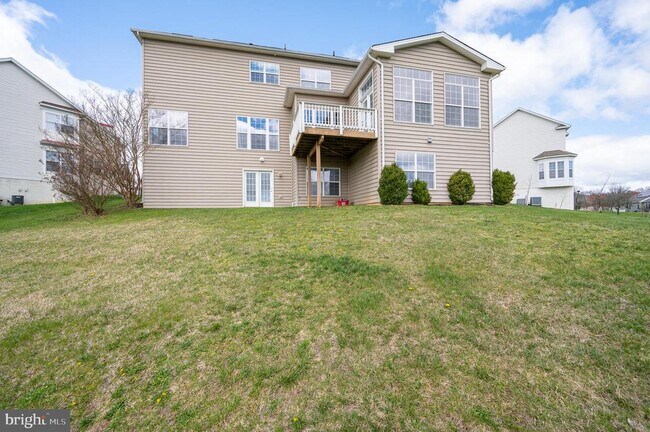 Building Photo - 54 Field Crest Ct
