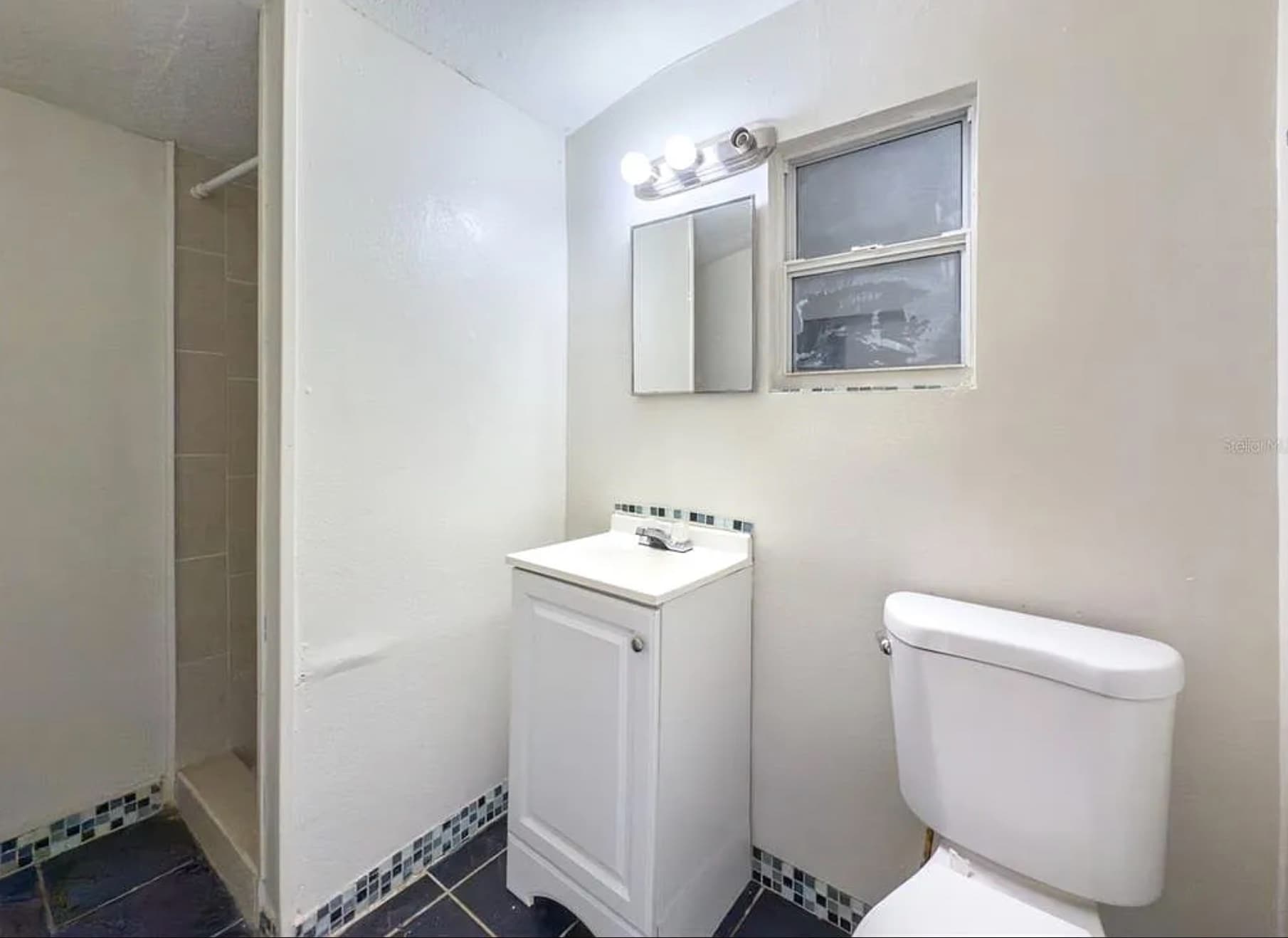 Building Photo - 1821 E Humphrey St