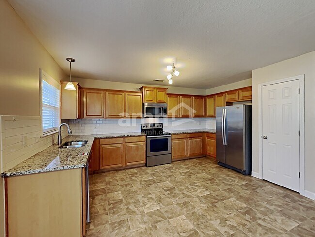 Building Photo - 104 Farms Springs Drive