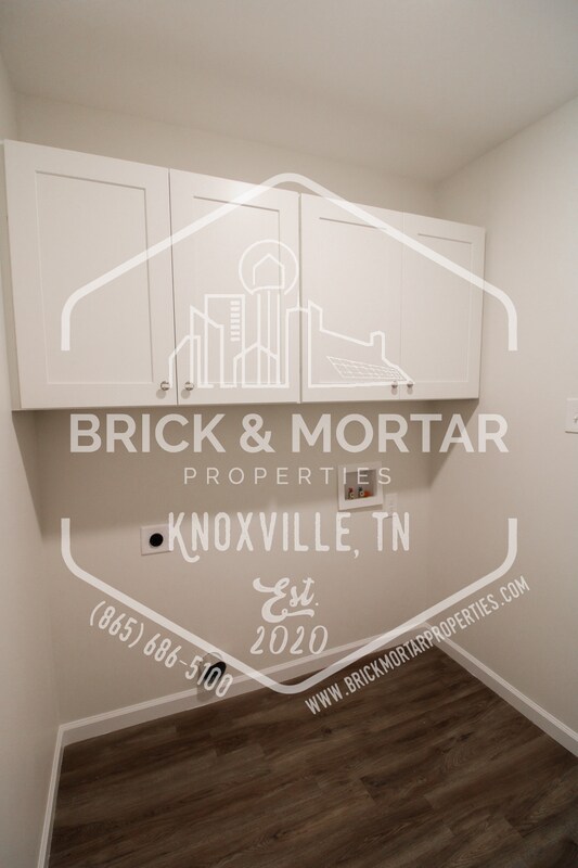 Building Photo - 4819 McCloud Rd