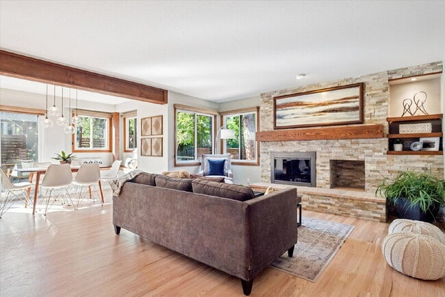 Building Photo - 8056 S Krameria Way