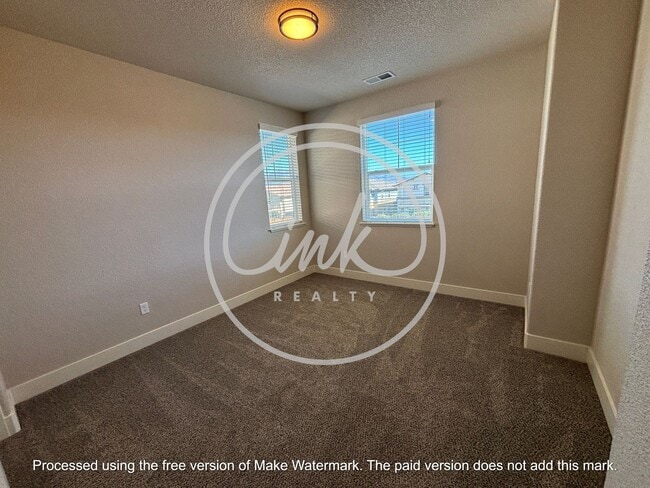 Building Photo - New Townhouses in Gardnerville For Rent