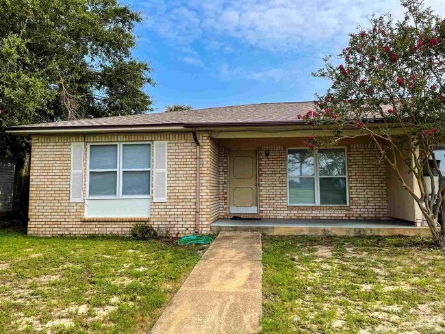 Primary Photo - 3226 Santa Rosa Dr
