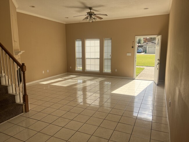 Building Photo - 4219 Benard Ct