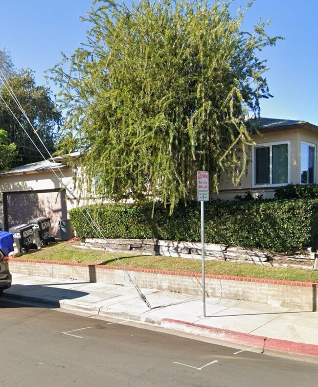 Building Photo - 6323-6325 Montezuma Rd