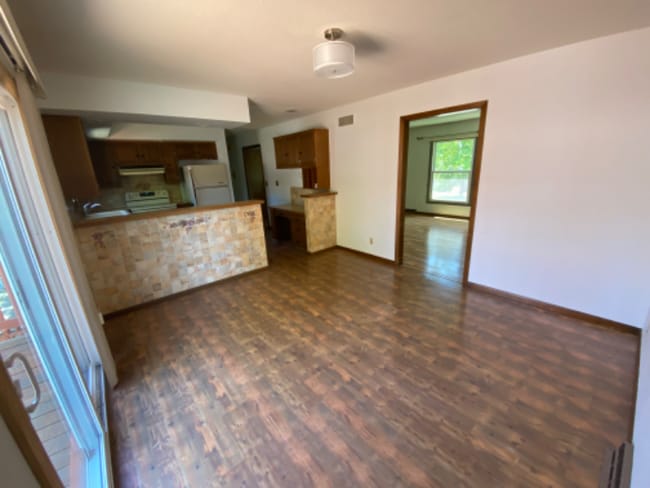 Building Photo - 4100 G St