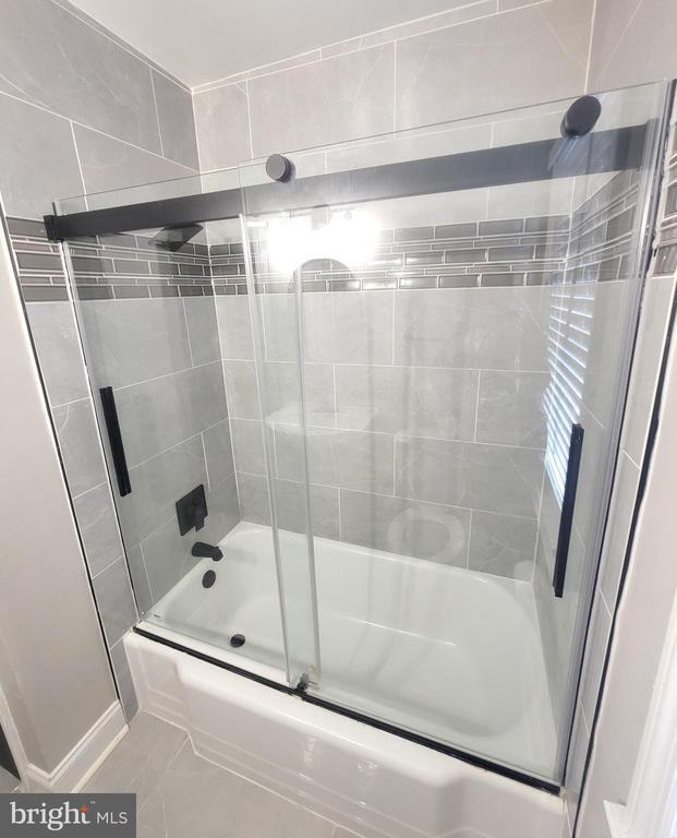 Building Photo - 202 Edgewood St