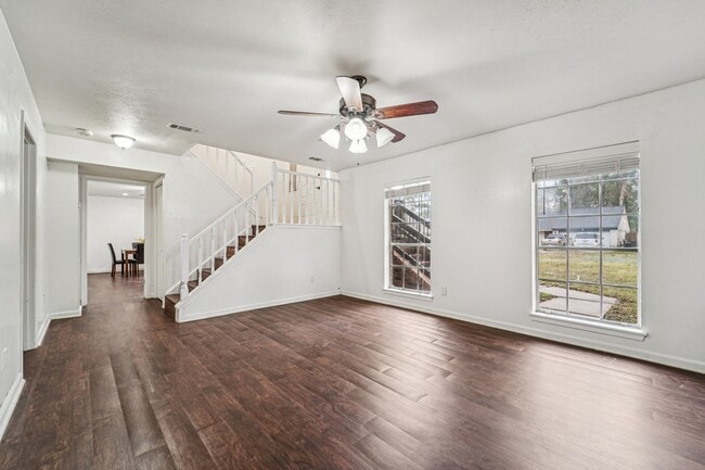 Building Photo - 3103 Glade Springs Dr