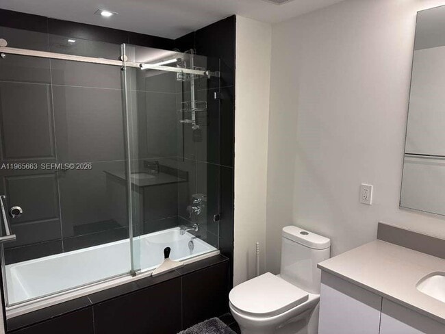 Building Photo - 1600 NE 1st Ave