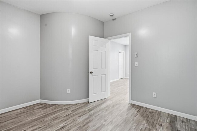 Building Photo - 62 Cypress St