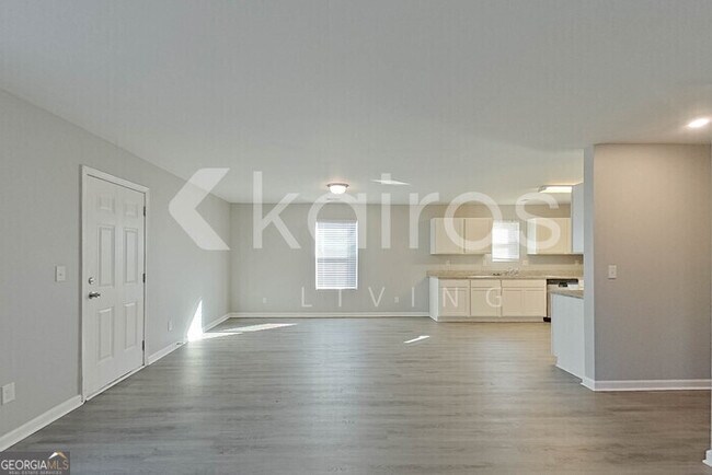 Building Photo - 633 Canal St