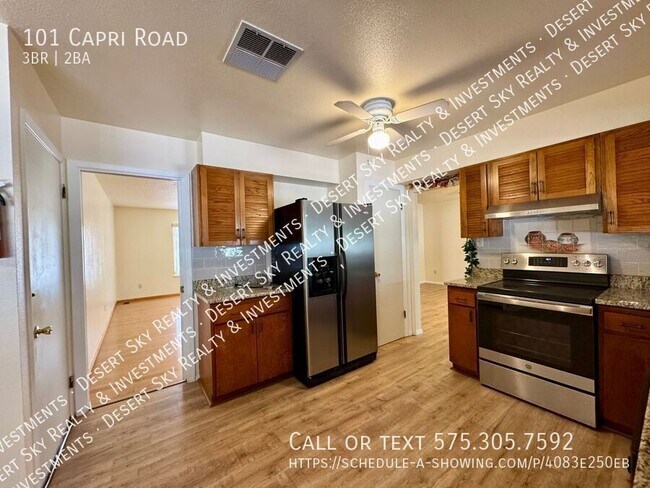 Building Photo - 101 Capri Rd