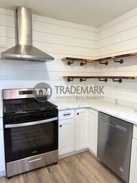 Building Photo - 42 N State St