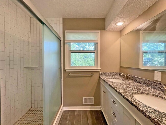 Building Photo - 6313 France Ave S