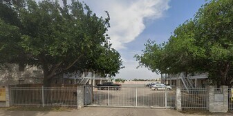 Building Photo - Summit Apartments