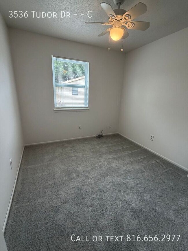 Building Photo - 3536 Tudor Dr