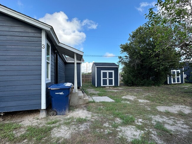 Building Photo - Ready for move in