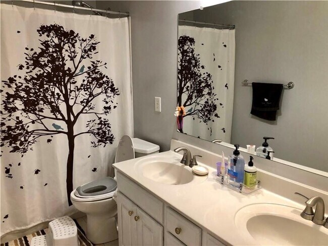 Building Photo - 2628 Hooch Ct