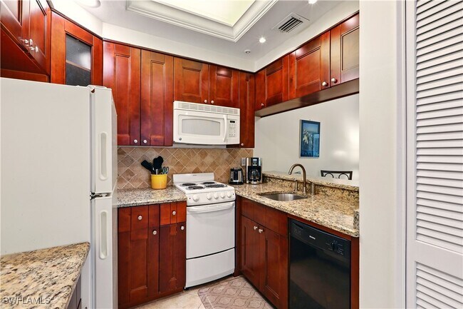 Building Photo - 3323 Olympic Dr